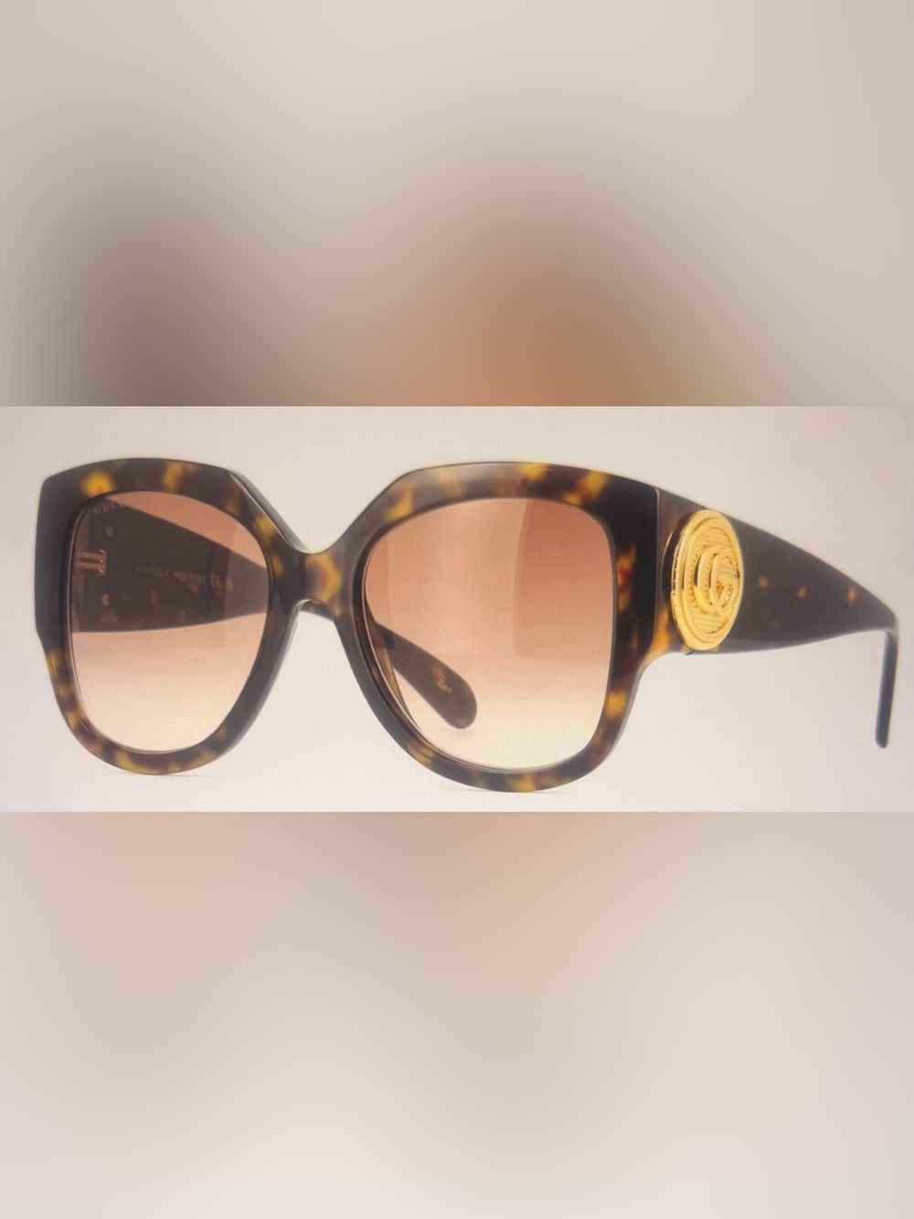 New Women’s Gucci Sunglasses - Picture 3 of 9